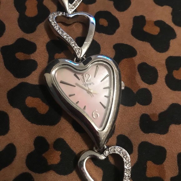 fossil heart watch